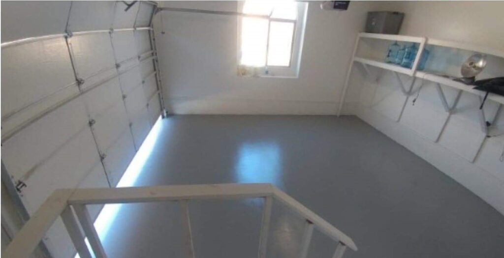Garage floor and concrete stairs painting and sealing